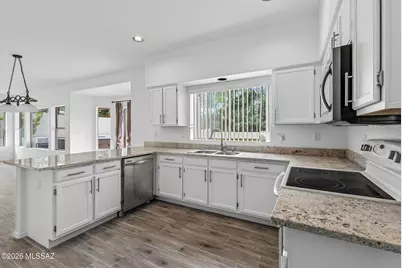 156 S Eastern Dawn Avenue, Tucson, AZ 85748 - Photo 11