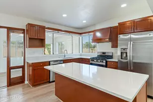 8430 E Albion Pl, Tucson, AZ 85715 - Photo 15