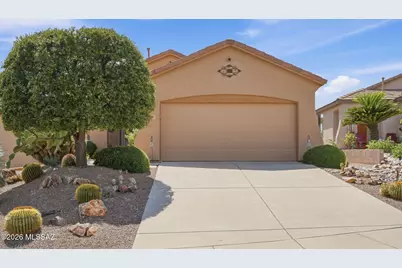 550 W Astruc Drive, Green Valley, AZ 85614 - Photo 1