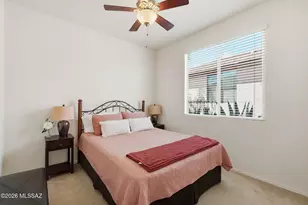550 W Astruc Dr, Green Valley, AZ 85614 - Photo 23