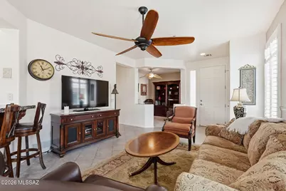 550 W Astruc Drive, Green Valley, AZ 85614 - Photo 7