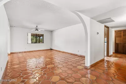 7021 N Giaconda Way, Tucson, AZ 85704 - Photo 17