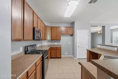 4895 E Silverpuffs Way, Tucson, AZ 85756 - Photo 17