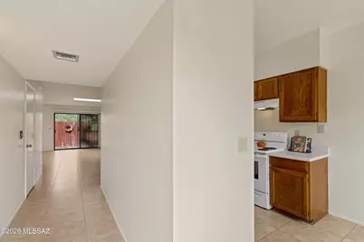 8905 E Calle Norlo, Tucson, AZ 85710 - Photo 5