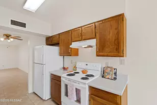 8905 E Calle Norlo, Tucson, AZ 85710 - Photo 13