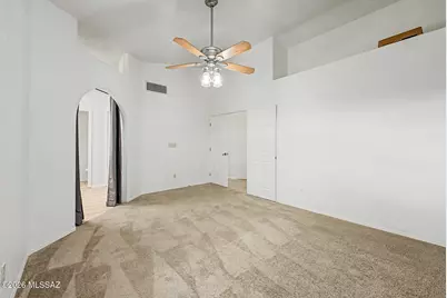 11525 N Eagle Peak Drive, Tucson, AZ 85737 - Photo 19