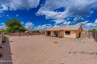 6889 N De Chelly Loop, Tucson, AZ 85741 - Photo 19