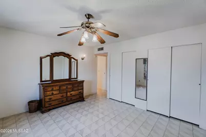6889 N De Chelly Loop, Tucson, AZ 85741 - Photo 13