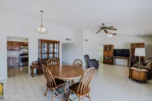 6889 N De Chelly Loop, Tucson, AZ 85741 - Photo 9