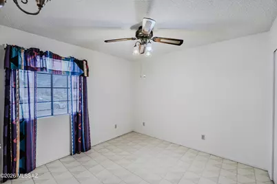 6889 N De Chelly Loop, Tucson, AZ 85741 - Photo 33