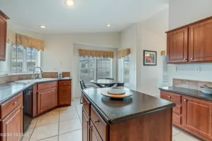 6111 W Flying M St, Tucson, AZ 85713 - Photo 13