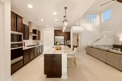13288 E Librada Leon Way, Tucson, AZ 85747 - Photo 3