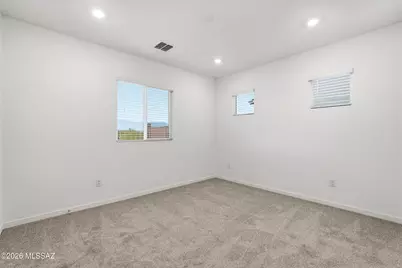 8774 S Circulo Generoso, Vail, AZ 85641 - Photo 13