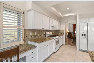 8350 N Westcliff Drive, Tucson, AZ 85743 - Photo 31