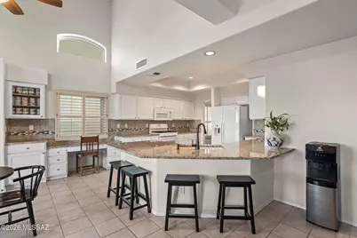 8350 N Westcliff Drive, Tucson, AZ 85743 - Photo 3