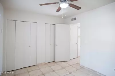 6633 E Calle La Paz, Tucson, AZ 85715 - Photo 5