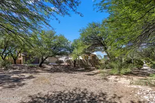 2732 N Neruda Ln, Tucson, AZ 85712 - Photo 29