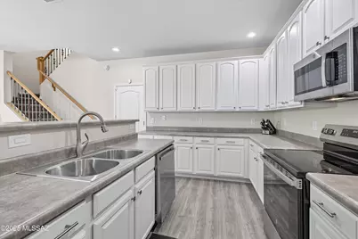 2732 N Neruda Lane, Tucson, AZ 85712 - Photo 7