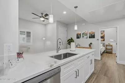 2022 E River Road #104, Tucson, AZ 85718 - Photo 5