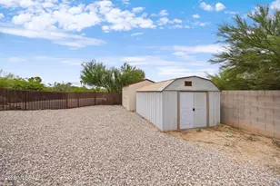 10231 E Discovery Dr, Tucson, AZ 85748 - Photo 37