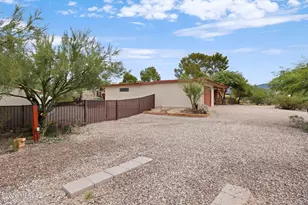 10231 E Discovery Dr, Tucson, AZ 85748 - Photo 5