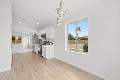 9035 N Mexican Sage Place, Tucson, AZ 85742 - Photo 7