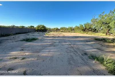 15000 W Many Horses Road, Tucson, AZ 85736 - Photo 21