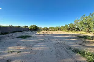 15000 W Many Horses Rd, Tucson, AZ 85736 - Photo 21