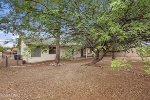1574 W Highsmith Dr, Tucson, AZ 85746 - Photo 29