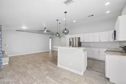 1574 W Highsmith Drive, Tucson, AZ 85746 - Photo 7