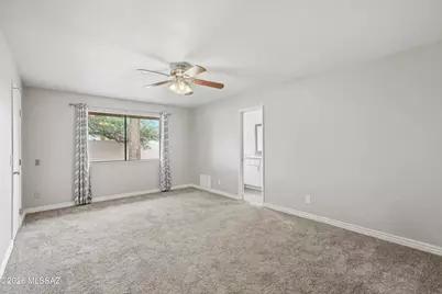 1574 W Highsmith Drive, Tucson, AZ 85746 - Photo 13