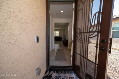 8746 E Stone Meadow Circle, Tucson, AZ 85730 - Photo 3