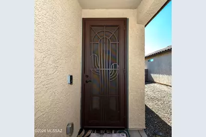 8746 E Stone Meadow Circle, Tucson, AZ 85730 - Photo 1