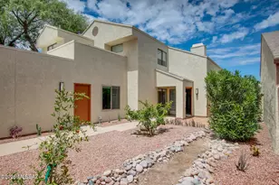 3151 N Tamarisk Ln, Tucson, AZ 85712 - Photo 7