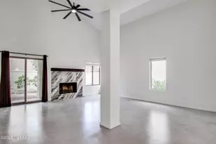 3151 N Tamarisk Ln, Tucson, AZ 85712 - Photo 11