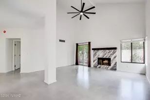 3151 N Tamarisk Ln, Tucson, AZ 85712 - Photo 9