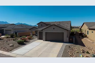 2484 E Copper Valley Way, Green Valley, AZ 85614 - Photo 3