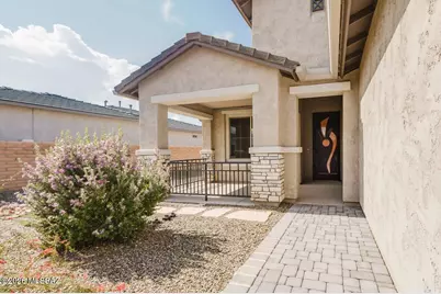 2484 E Copper Valley Way, Green Valley, AZ 85614 - Photo 5