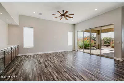 2484 E Copper Valley Way, Green Valley, AZ 85614 - Photo 13