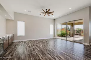 2484 E Copper Vly Wy, Green Valley, AZ 85614 - Photo 13