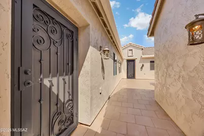 63200 E Flower Ridge Drive, Saddlebrooke, AZ 85739 - Photo 7