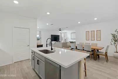 4951 E Wash Overlook Drive, Tucson, AZ 85706 - Photo 7