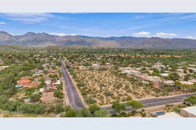 2721 N Dos Hombres Drive, Tucson, AZ 85715 - Photo 41