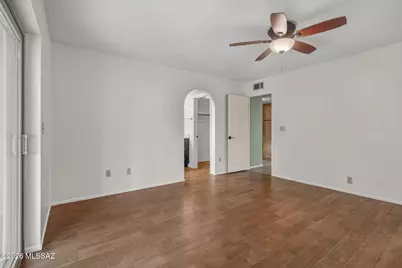 2721 N Dos Hombres Drive, Tucson, AZ 85715 - Photo 17