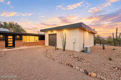 6760 W Ina Road, Tucson, AZ 85743 - Photo 7