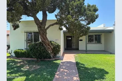 5846 E Grant Road, Tucson, AZ 85712 - Photo 1