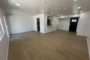 5846 E Grant Rd, Tucson, AZ 85712 - Photo 5