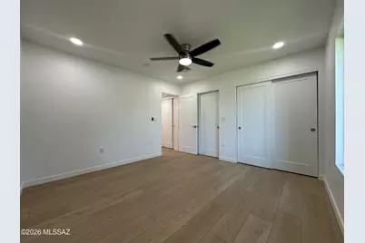 5846 E Grant Road, Tucson, AZ 85712 - Photo 11