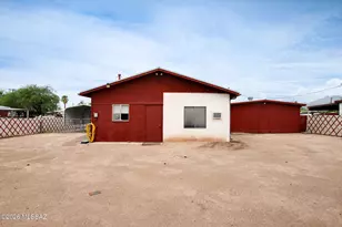 1749 W Higgins Ln, Tucson, AZ 85705 - Photo 23