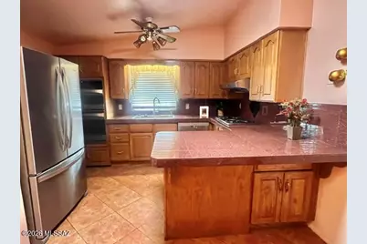 7425 E 20th Street, Tucson, AZ 85710 - Photo 3